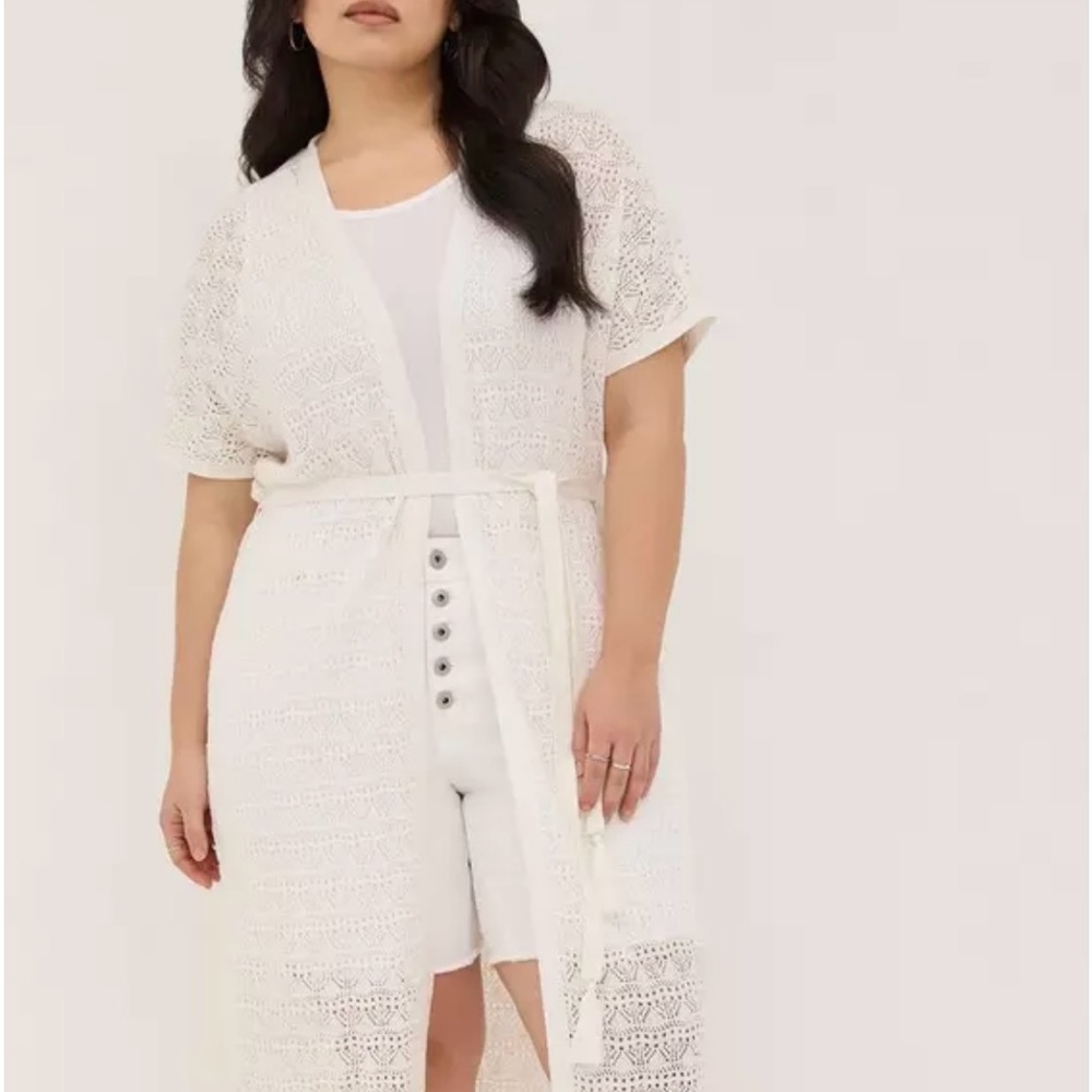White Crochet short sleeve duster